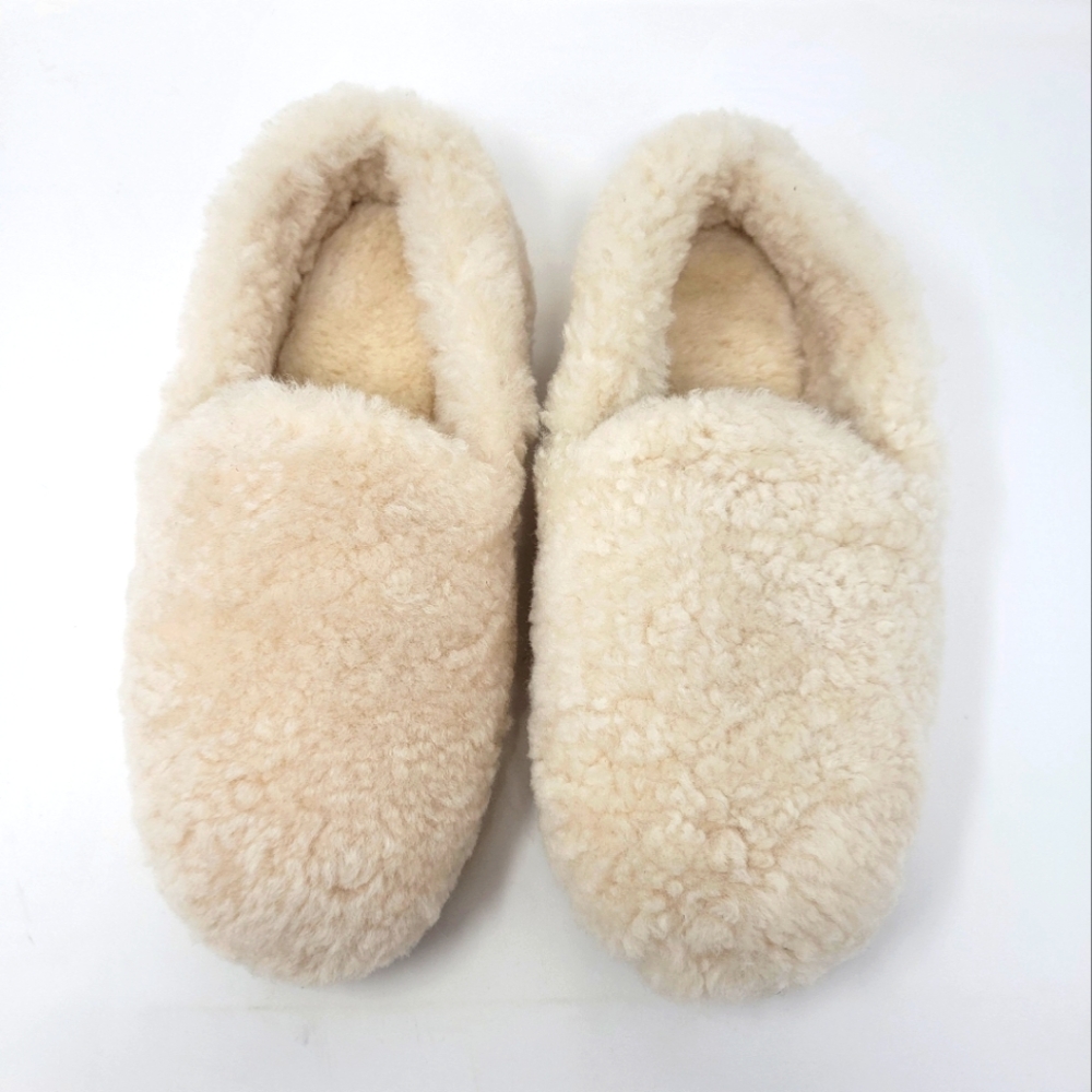 CLOUD NINE Luna fluffy fuzzy sheepskin slippers women's size 8